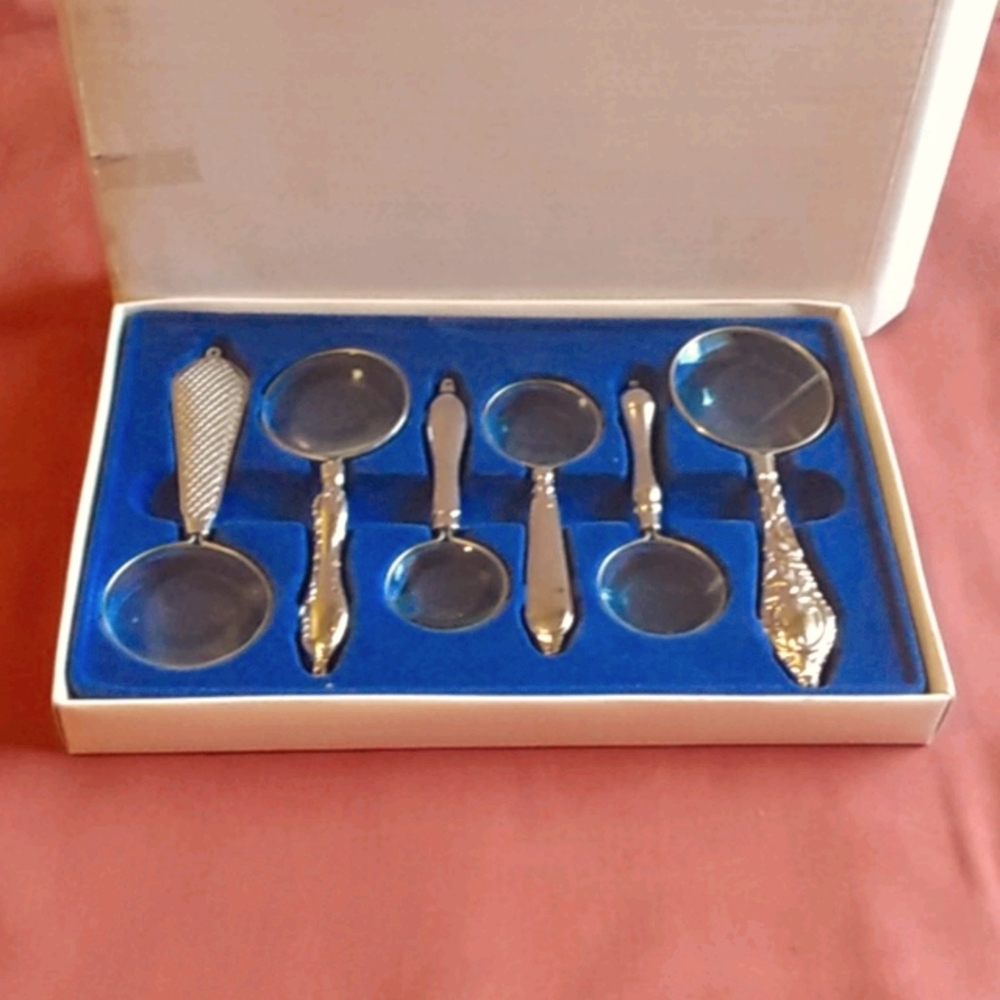 Magnifyers